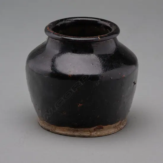Stoneware jar – China – early 20thC